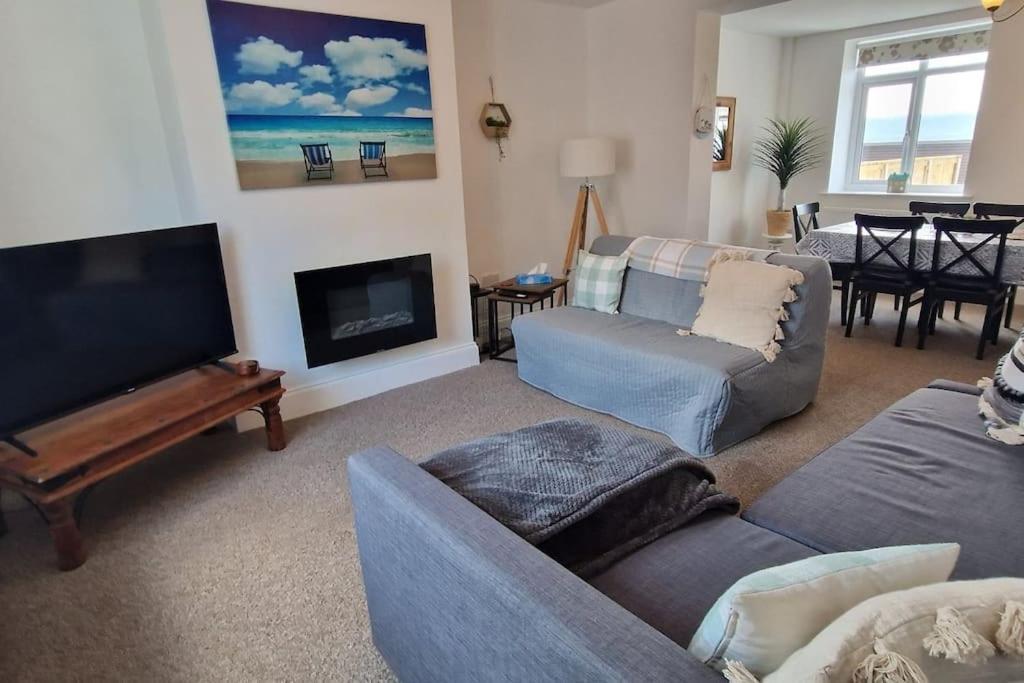 Akwa A Modern Seaside Gem Villa Staithes Bagian luar foto